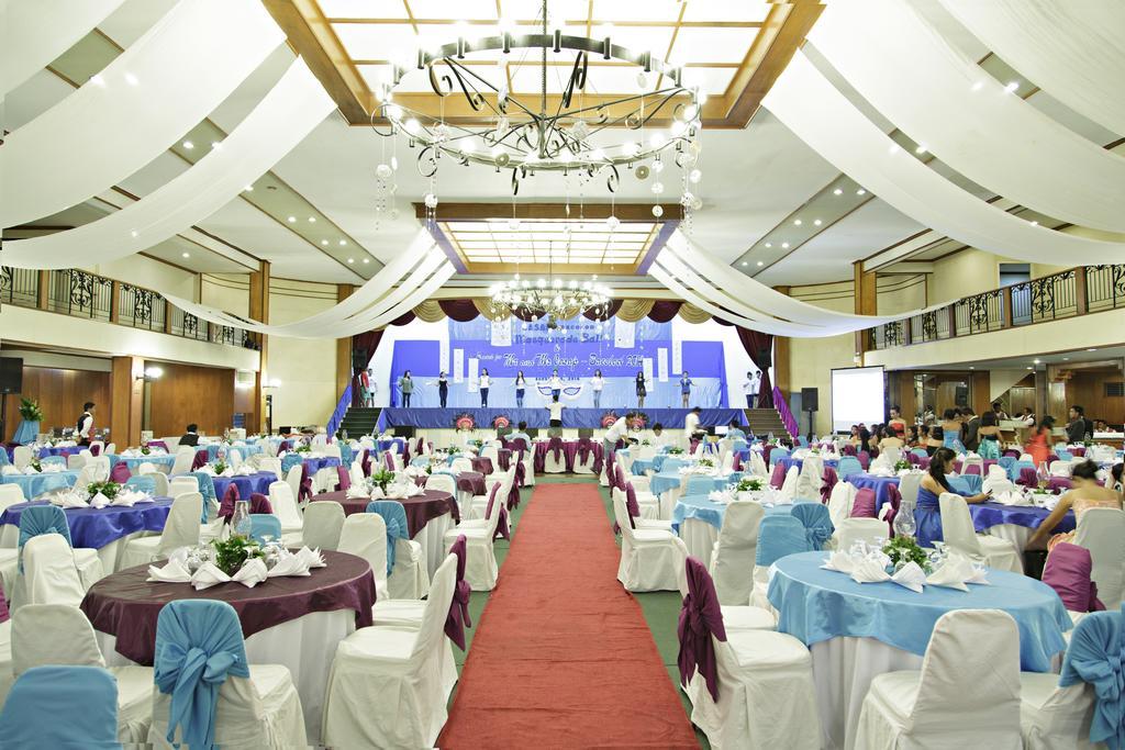 Goldenfield Kundutel Hotel Bacolod Buitenkant foto