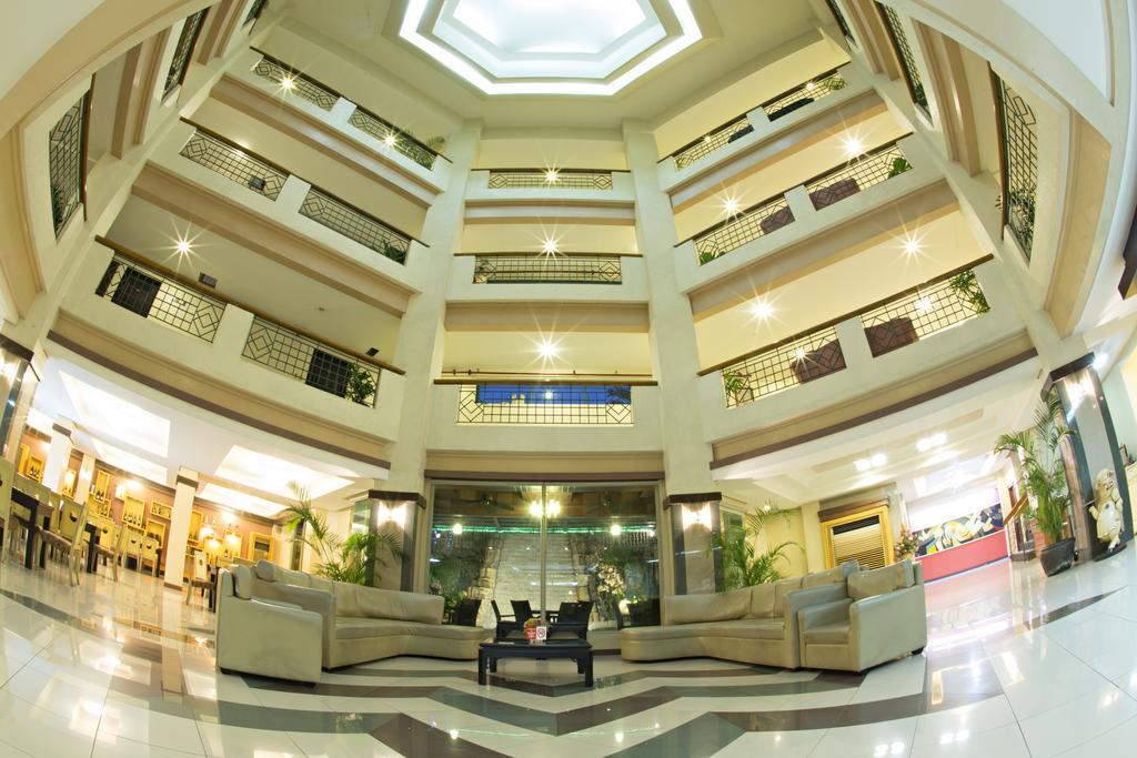 Goldenfield Kundutel Hotel Bacolod Buitenkant foto