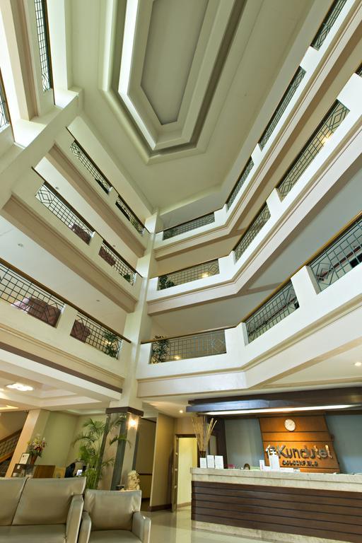 Goldenfield Kundutel Hotel Bacolod Buitenkant foto