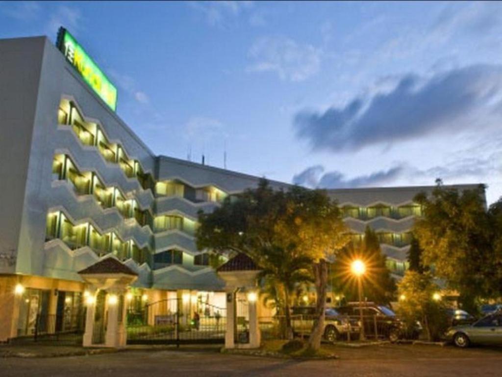 Goldenfield Kundutel Hotel Bacolod Buitenkant foto