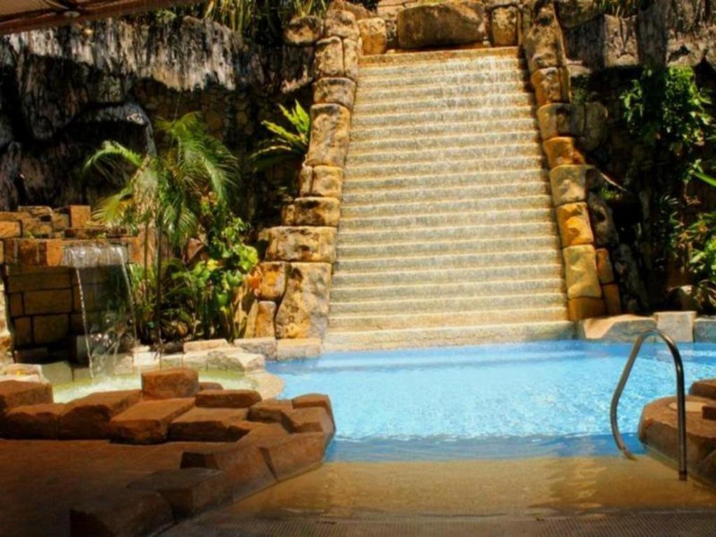 Goldenfield Kundutel Hotel Bacolod Buitenkant foto