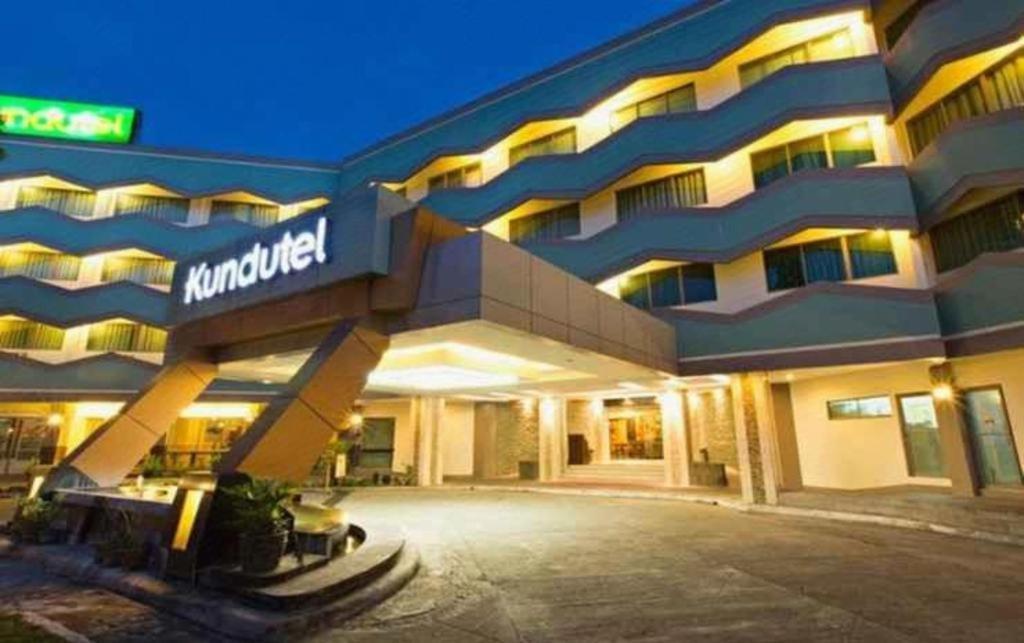 Goldenfield Kundutel Hotel Bacolod Buitenkant foto